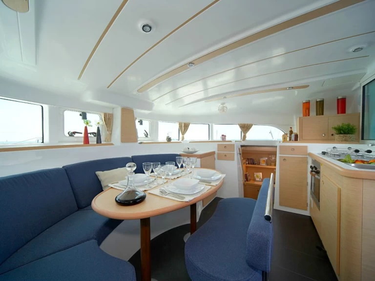 Alquiler de barcos Biograd na Moru barato de Lagoon 380