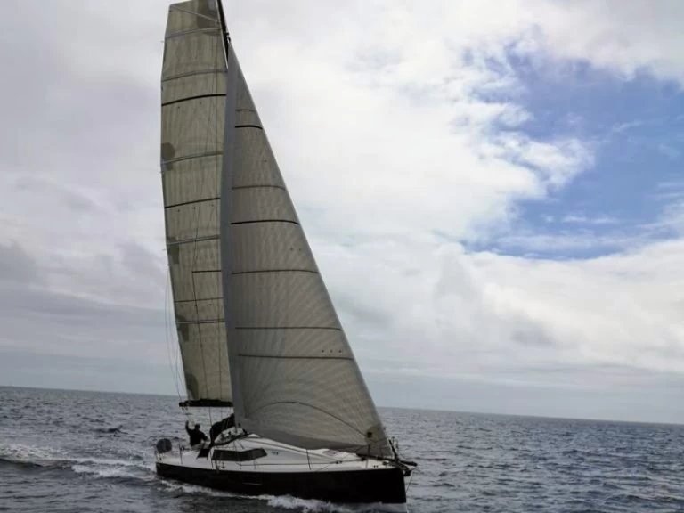 Alquiler de embarcaciones Pogo Structures Pogo 36 enPunat en Samboat