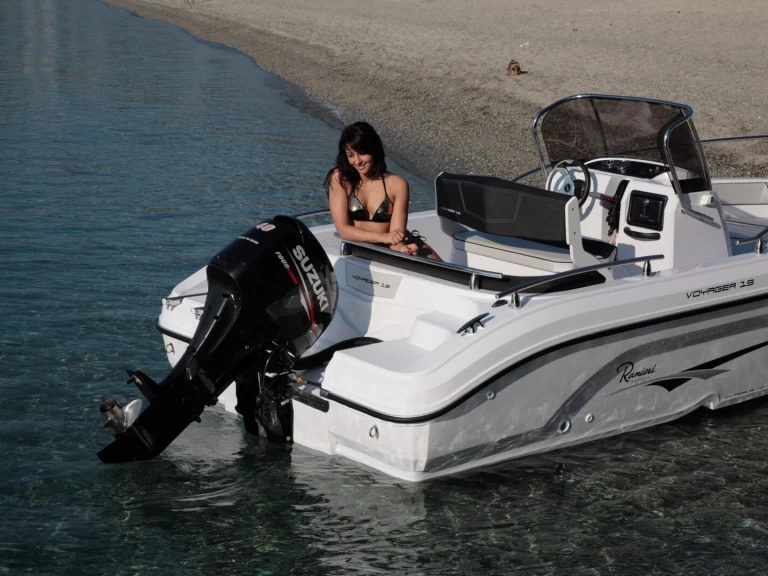 Alquiler de Ranieri Voyager 19 S en Preko