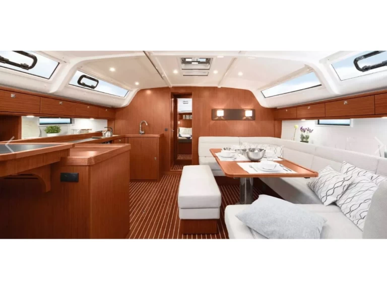 Velero para alquilar Skiathos al mejor precio