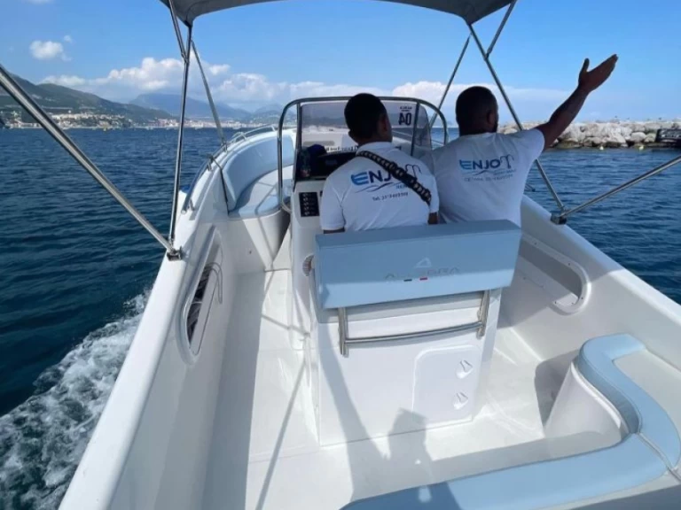 Lancha para alquilar Cetara al mejor precio