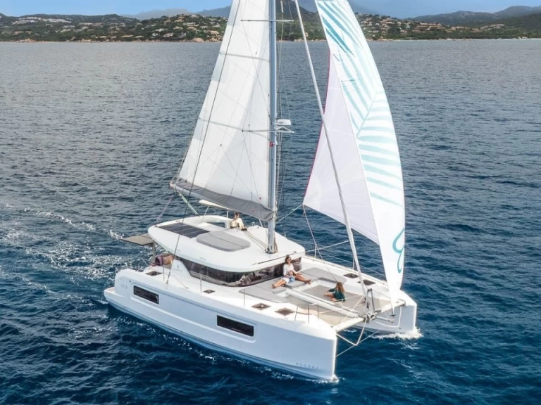 Alquiler Cos - Lagoon Lagoon 38 en SamBoat