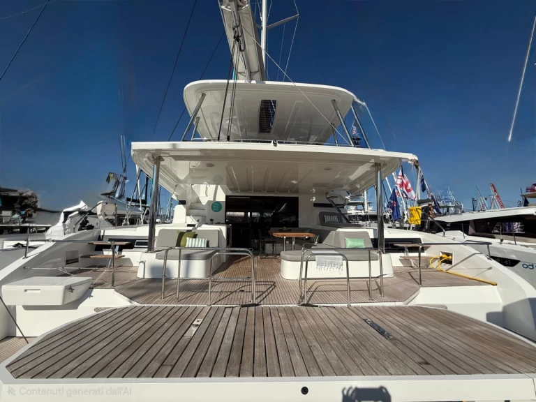 Alquiler de Lagoon Lagoon 55 en Salerno