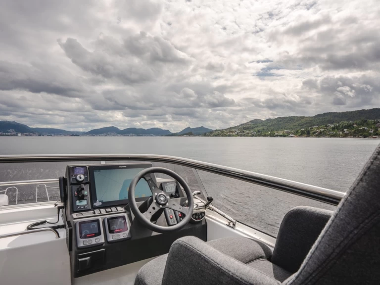 Alquiler de Yate de lujo, con o sin patrón Viknes Sukošan