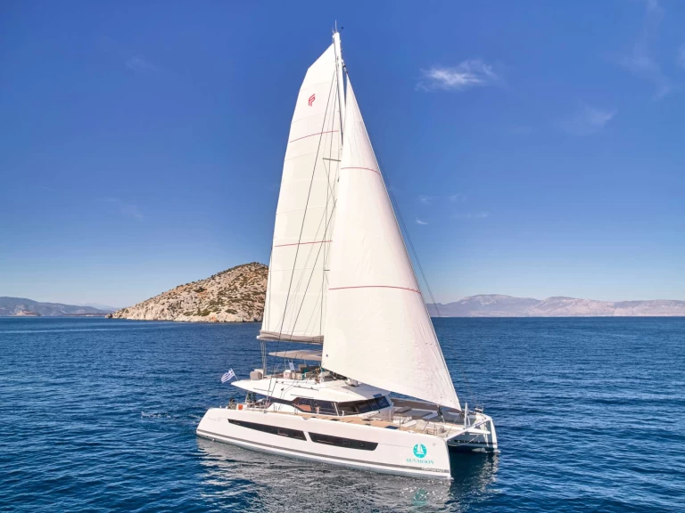 Alquiler Yate de lujo Fountaine Pajot con o sin  título de navegación