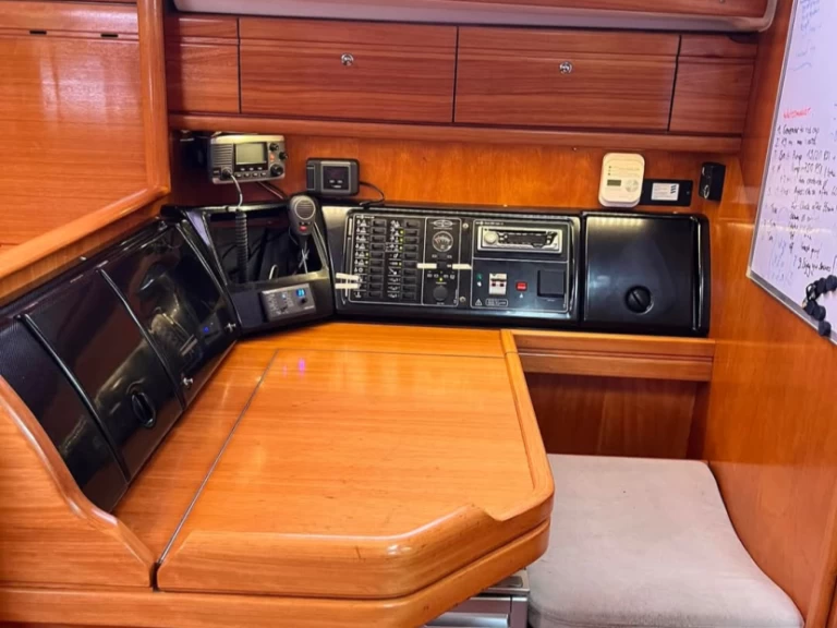 Alquiler de Velero, con o sin patrón Bavaria Punaauia