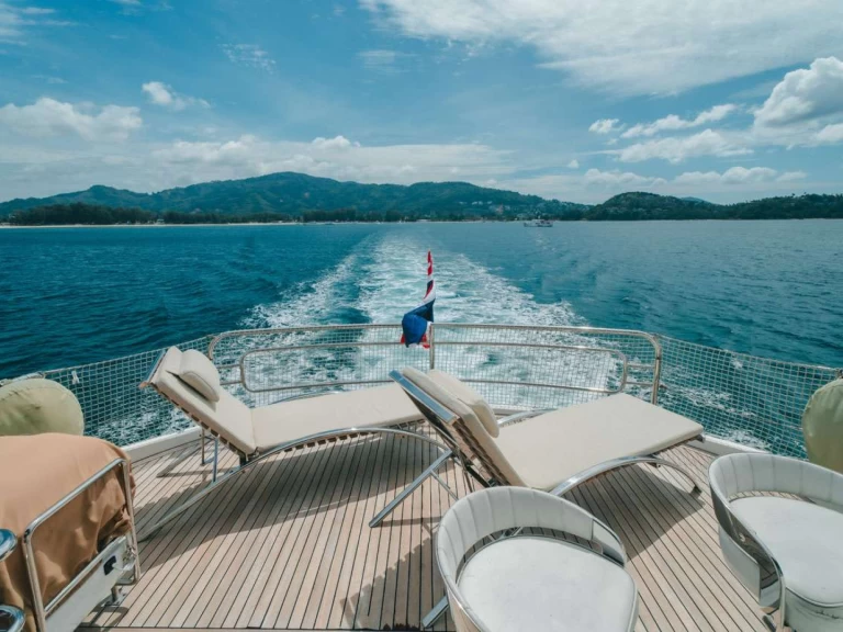 MonteCarloYachts BAYC Asia de alquiler a Phuket (City)