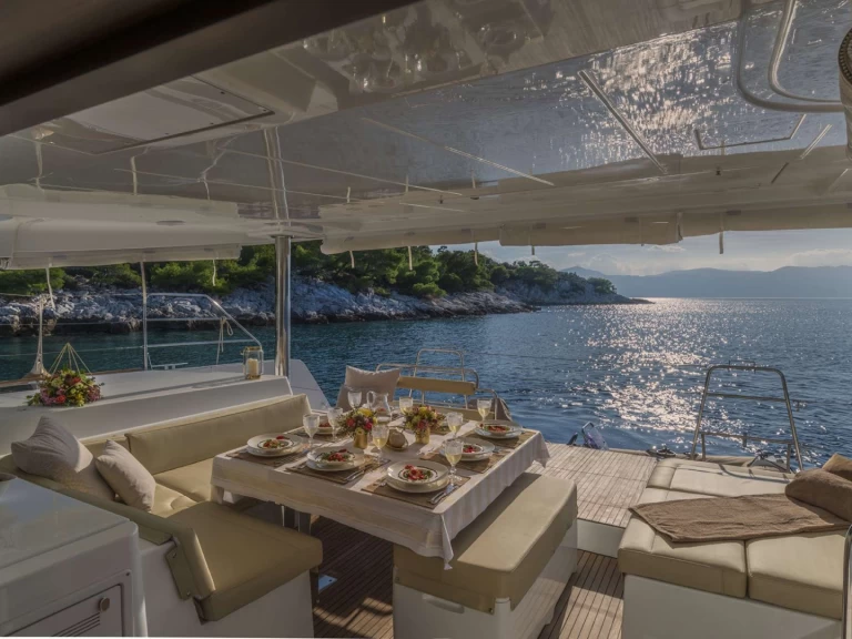 Alquiler de Lagoon FLO en Néa Péramos