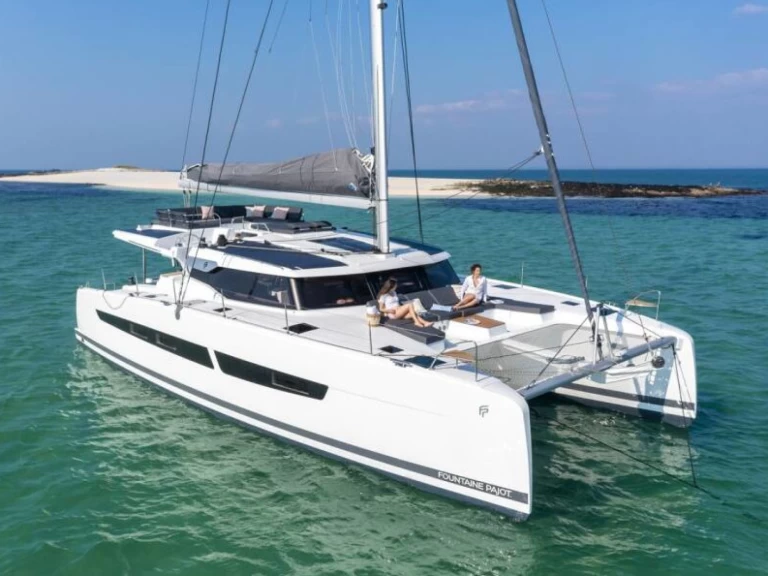 Alquiler de Catamarán, con o sin patrón Fountaine Pajot Adámas