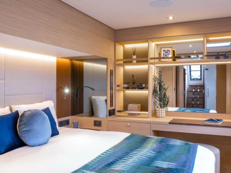 Alquiler de Catamarán, con o sin patrón Lagoon Cugnana Verde