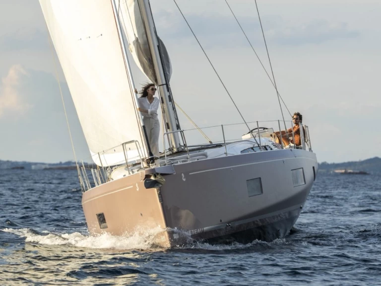Alquiler de embarcaciones Bénéteau Oceanis 52 enCugnana Verde en Samboat
