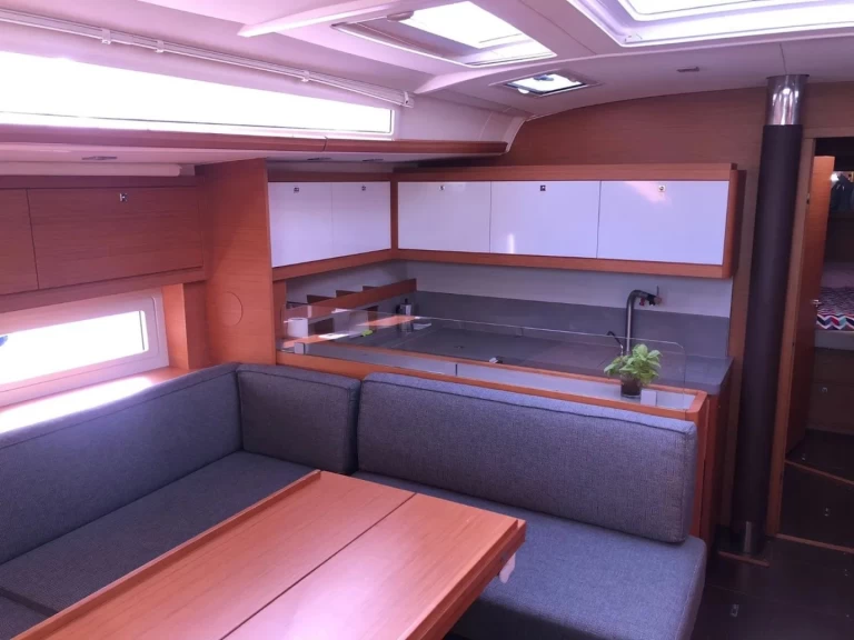 Alquiler Velero Dufour con o sin  título de navegación