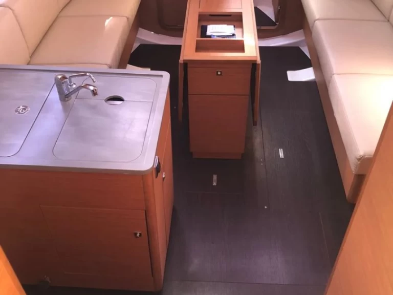 Alquiler Velero Dufour con o sin  título de navegación