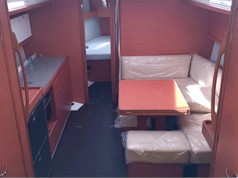 Alquiler de Dufour Dufour 390 GL en Cagliari