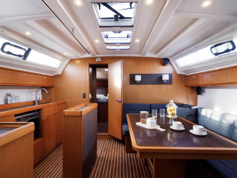 Alquiler de barcos Cos barato de Cruiser 46