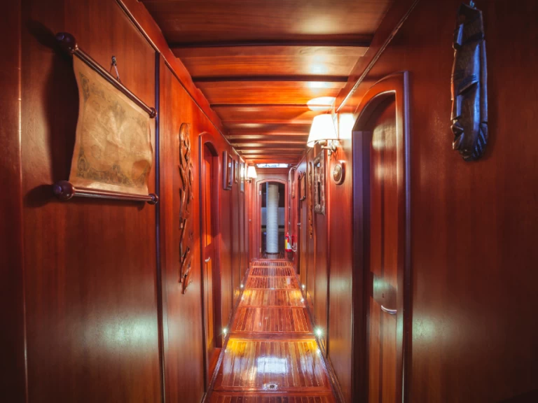 Alquiler de  Latife Sultan en Milazzo