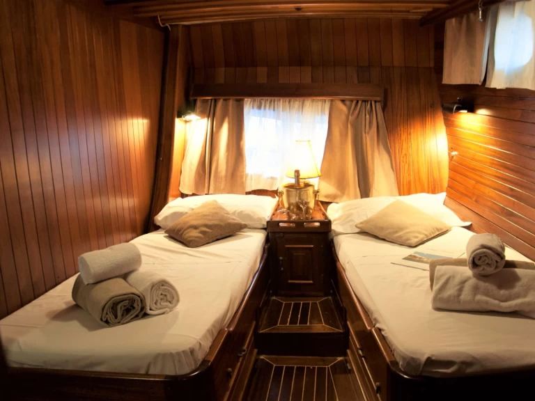 Alquiler Milazzo -  Donna Marisa (ex Lady C) en SamBoat