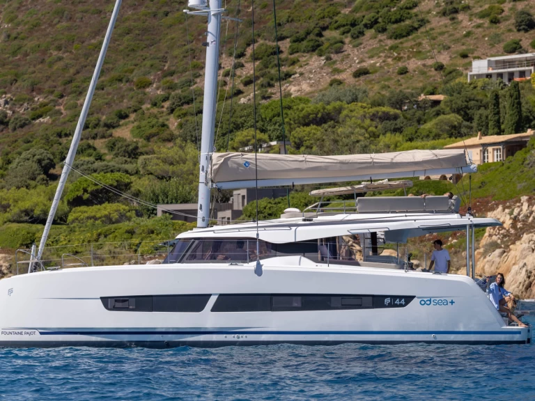 Alquiler de Catamarán, con o sin patrón Fountaine Pajot Marina de Portimão