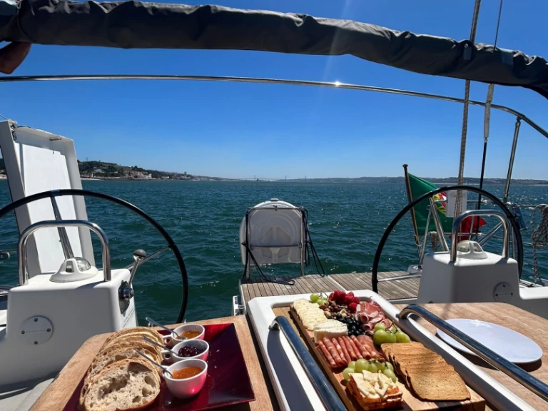 Alquiler de Dufour Dufour 460 Grand Large en Cascais