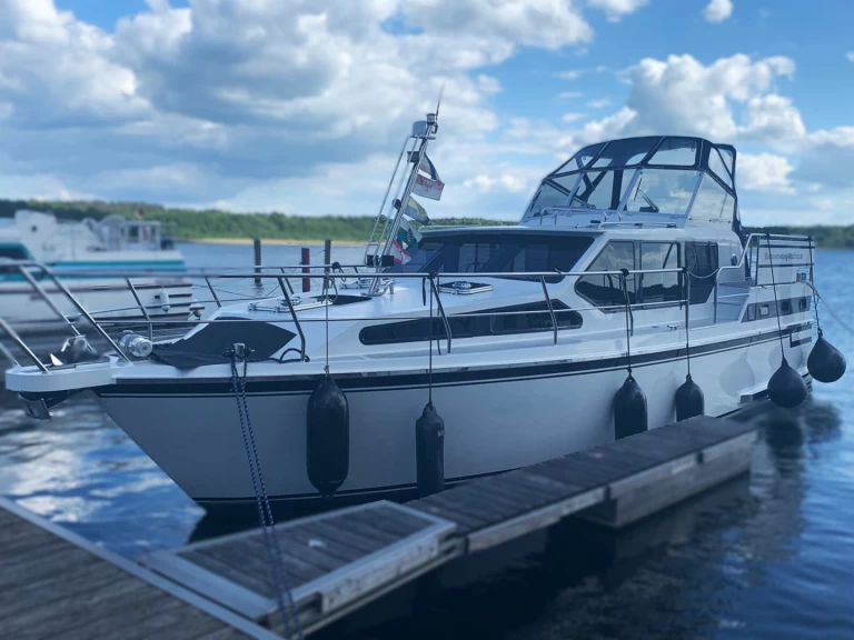 Alquiler Casa flotante MY con o sin  título de navegación