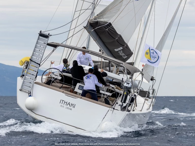 Alquiler de embarcaciones Dufour Dufour 430 Grand Large enPréveza en Samboat