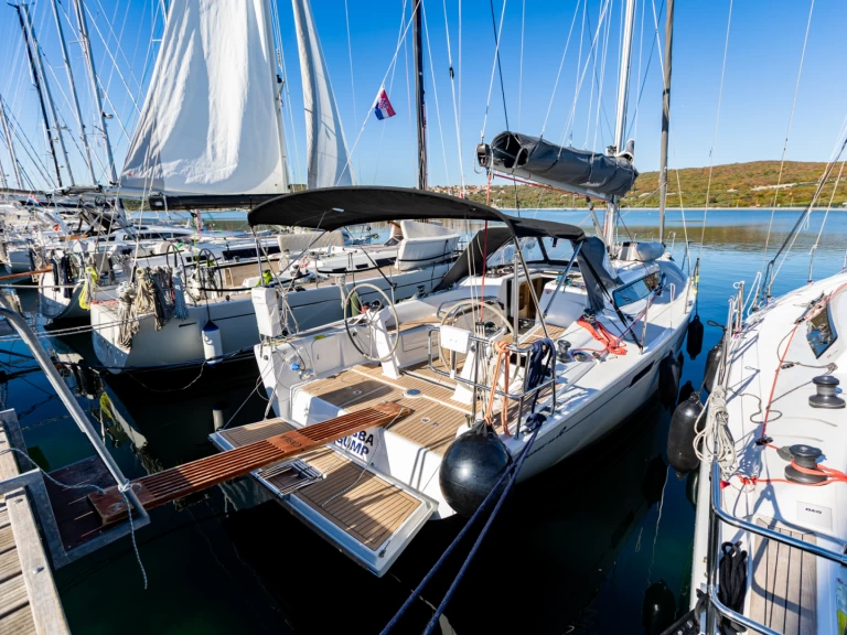 Alquiler de Dehler Dehler 38 SQ en Punat