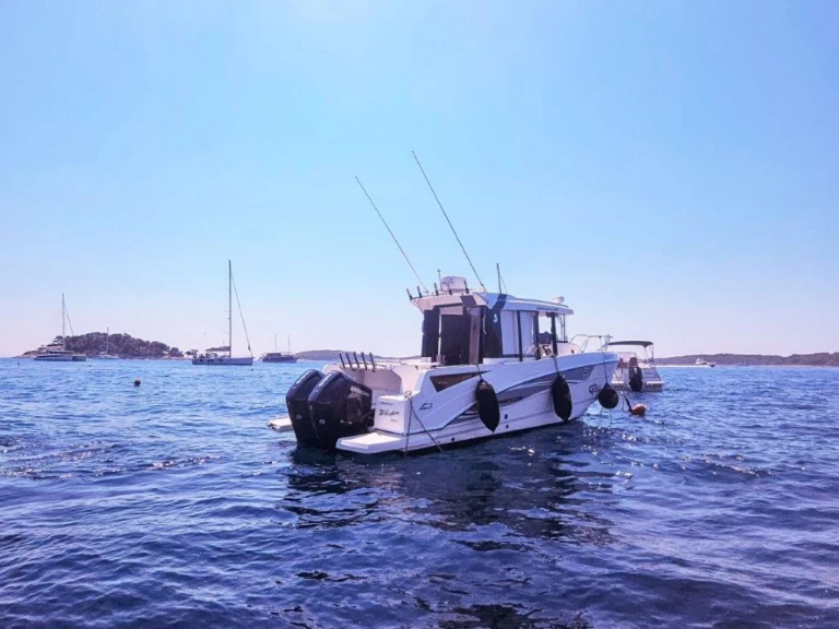 Alquiler Lancha Bénéteau con o sin  título de navegación