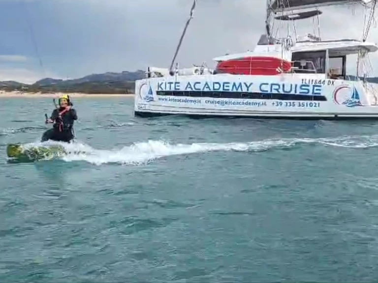 Alquiler de barcos La Maddalena barato de Bali 4.3