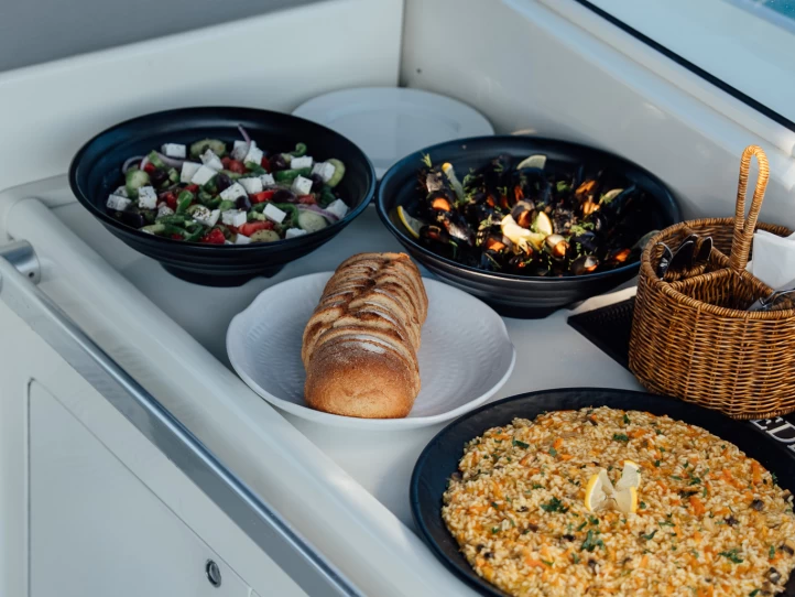 Alquiler de Alphamarine 50ft en Ornós