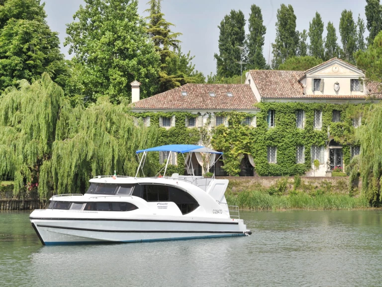 Alquiler Casale sul Sile - Houseboat Holidays Italia Minuetto 6+ en SamBoat