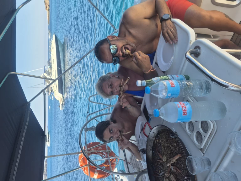 Alquiler Velero Jeanneau con o sin  título de navegación