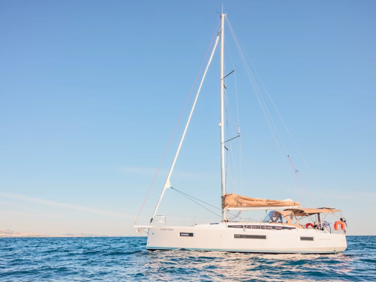 Alquiler Velero en Lávrio - Jeanneau Sun Odyssey 410
