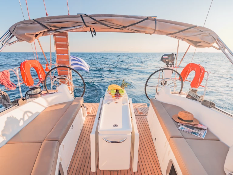 Alquiler Velero en Lávrio - Jeanneau Sun Odyssey 410