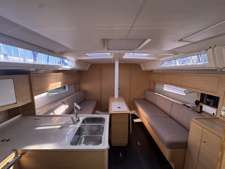 Alquiler Velero Dufour con o sin  título de navegación