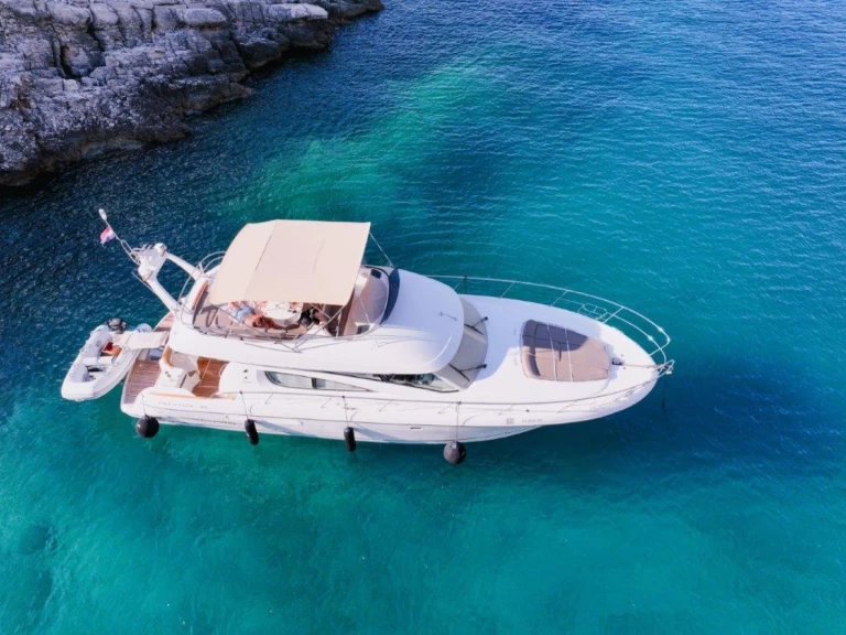 Alquiler de barcos Hvar barato de Prestige 46