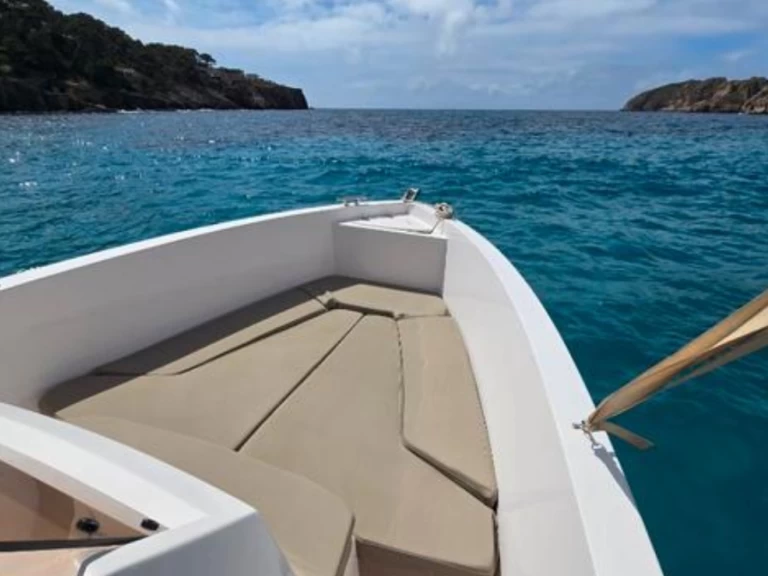 Alquiler Lancha Boats mak con o sin  título de navegación