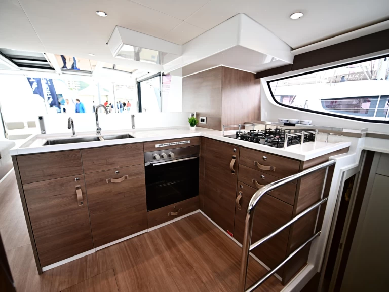 Catamarán para alquilar Furnari al mejor precio