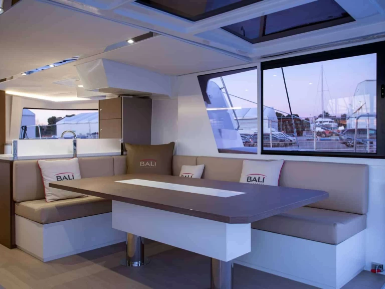 Alquiler Yate de lujo en Toúrlos - Catana KOS 48.1