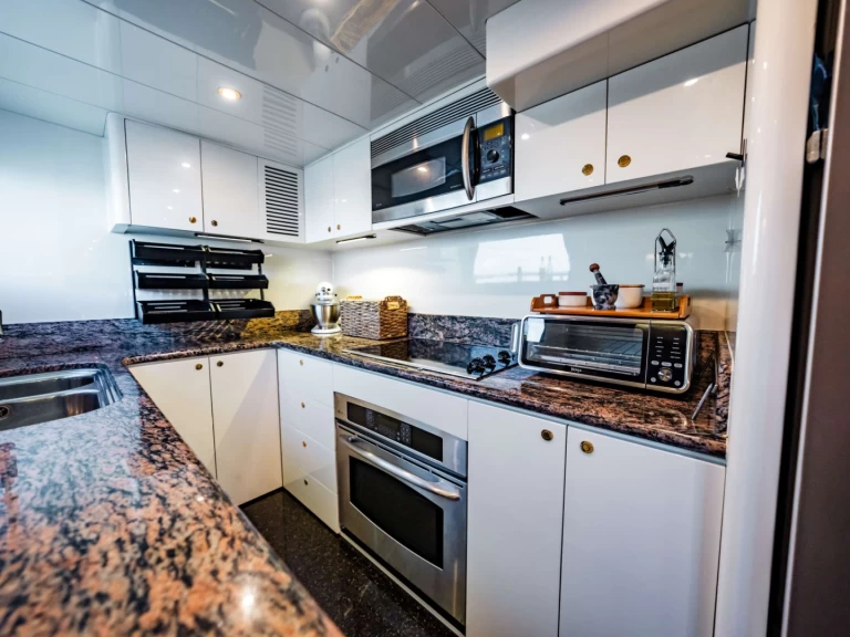 Alquiler Yate de lujo Johnson con o sin  título de navegación