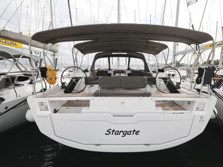 Alquiler de barcos Sveti Filip i Jakov barato de Dufour 470