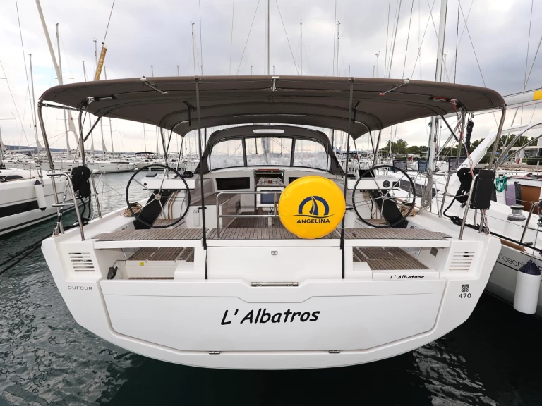 Alquiler de barcos Trogir barato de Dufour 470
