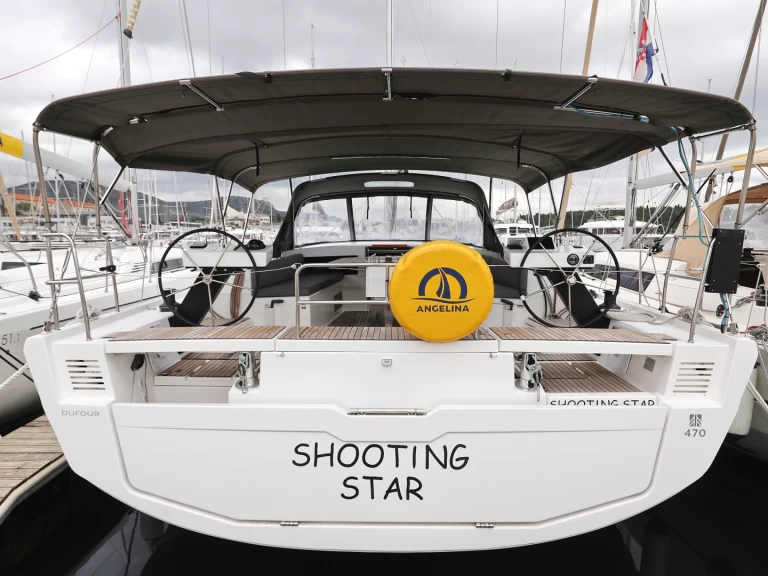 Velero para alquilar Šibenik al mejor precio