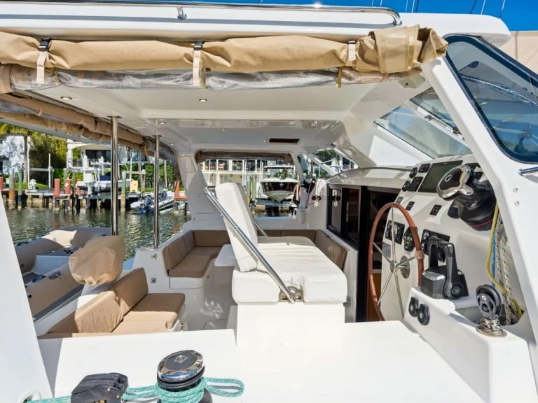 Alquiler de embarcaciones St Francis KISMET enBahamas en Samboat