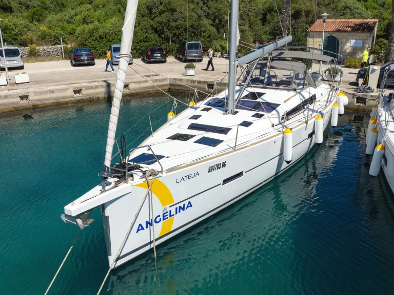 Alquiler de barcos Trogir barato de Dufour 520 Grand Large