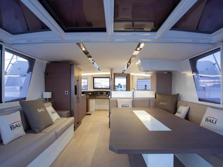 Alquiler Yate de lujo en Toúrlos - Catana KOS 48.1