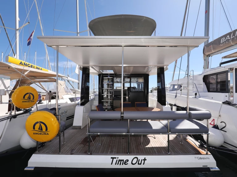 Yate de lujo para alquilar Sveti Filip i Jakov al mejor precio