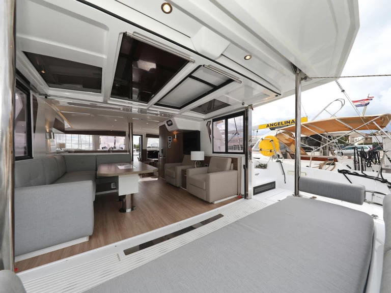 Alquiler de embarcaciones Bali Bali 4.2 enSveti Filip i Jakov en Samboat