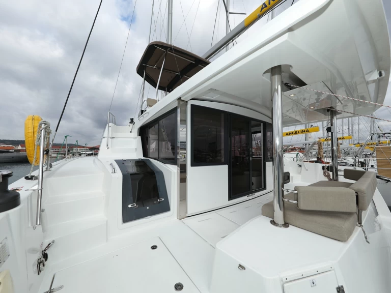 Alquiler Catamarán Bali con o sin  título de navegación