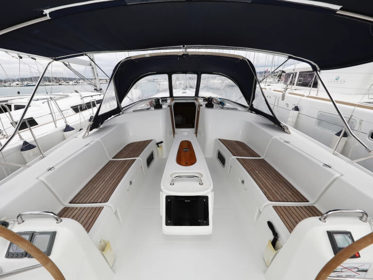 Alquiler Velero en Sveti Filip i Jakov - Bénéteau Cyclades 50.5