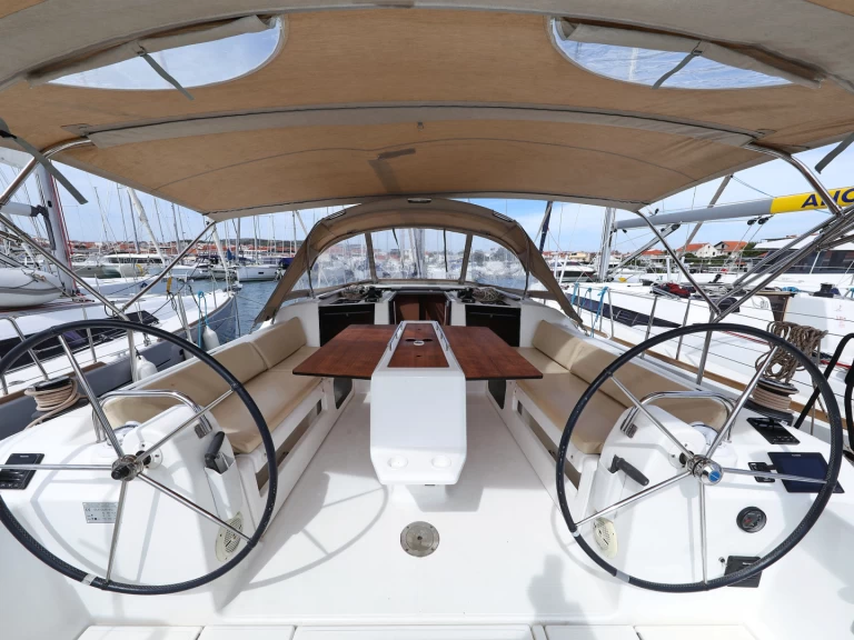 Dufour Dufour 412 Grand Large de alquiler a Trogir